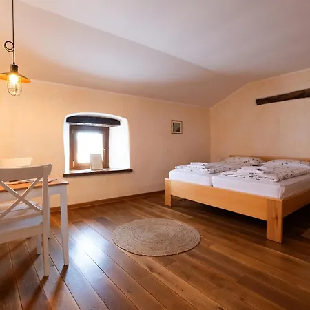 Skerlj Wine Estate Seoska kuća *