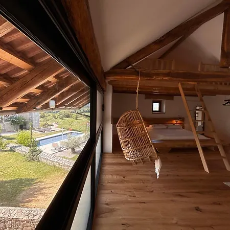 Seoska kuća Skerlj Wine Estate Tomaj