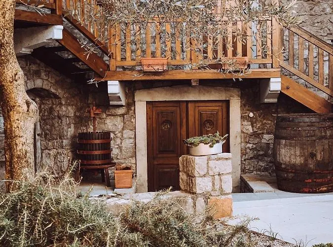 škerlj Wine Estate * Tomaj