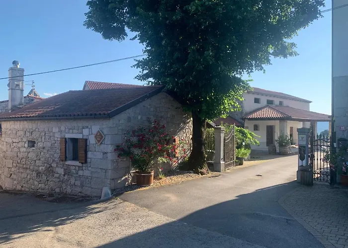 škerlj Wine Estate Landhaus Tomaj