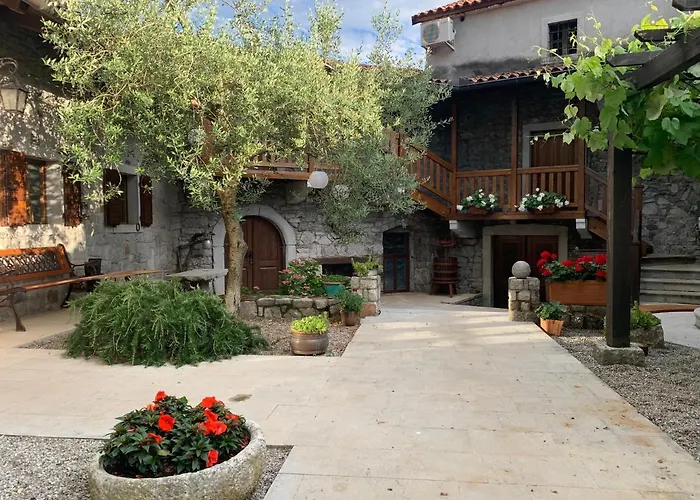 منزل ريفي Skerlj Wine Estate