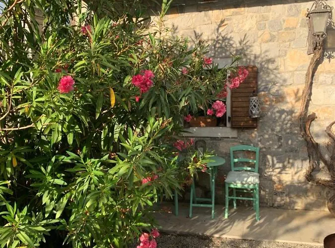 منزل ريفي Skerlj Wine Estate