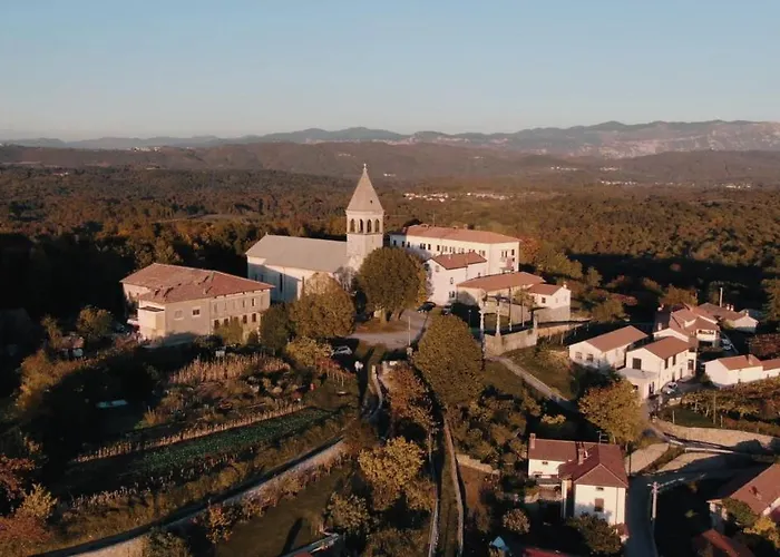 škerlj Wine Estate *