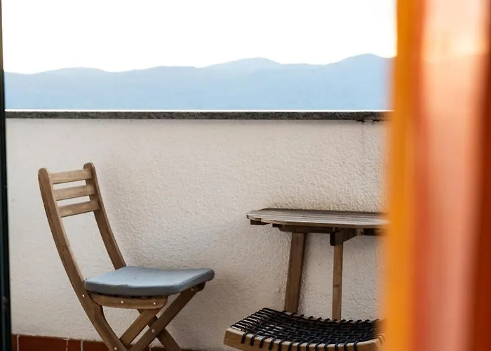 Skerlj Wine Estate בית כפרי Tomaj