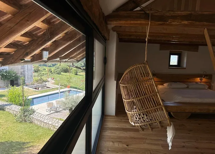 Landhaus škerlj Wine Estate Tomaj