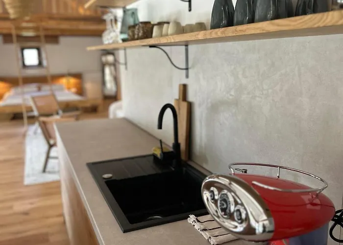 منزل ريفي Skerlj Wine Estate