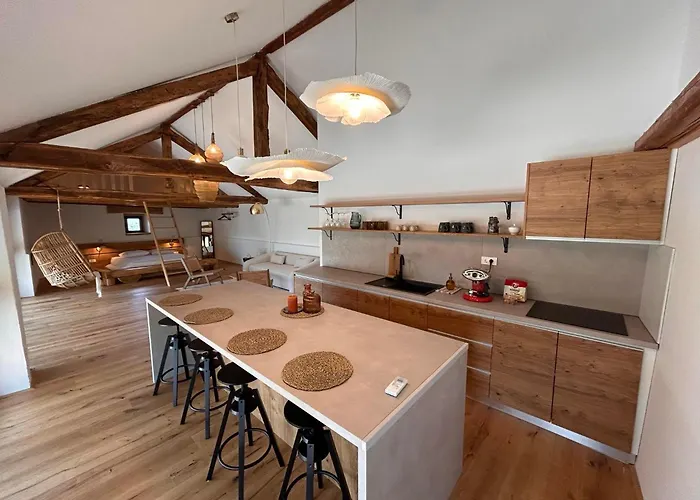 škerlj Wine Estate Landhaus Tomaj