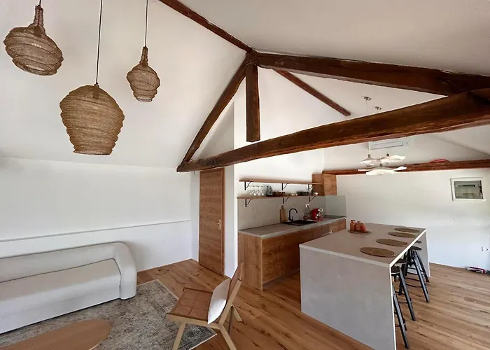 منزل ريفي Skerlj Wine Estate Tomaj